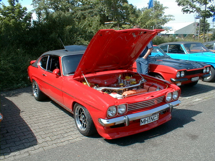 Ford Capri I der ersten Baujahre
Ford Capri I of the first years of construction
Ford Capri I des premires annes de construction